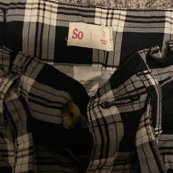 Checked Pants - Picture 2 of 3